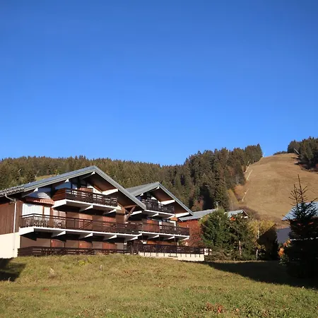 Joli Avec Garage Fermé Aux Saisies - Fr-1-293-139