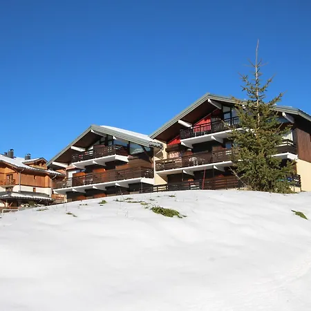 Apartment Charmant Studio Cabine Avec Balcon Et Garage A Hauteluce - Fr-1-293-139 *